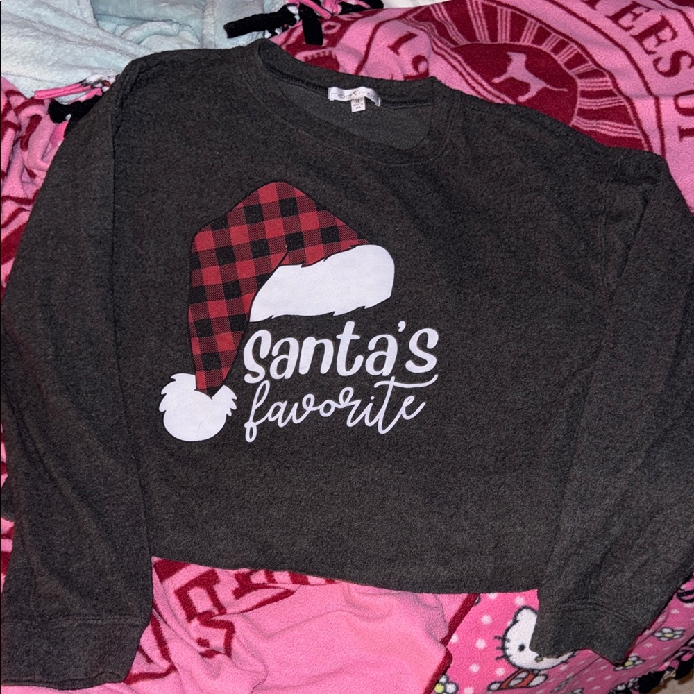 Moa Moa Gray Long Sleeve Tee with Red Plaid Santa Hat